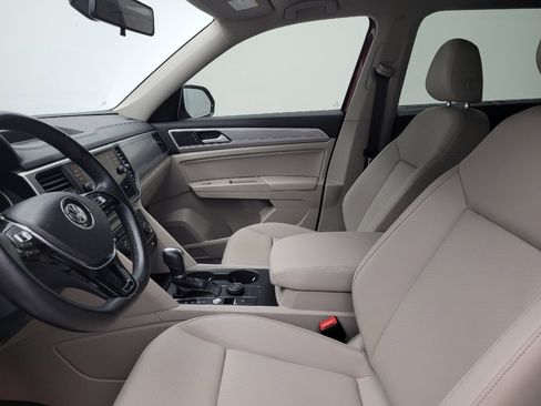 Used 2019 Volkswagen Atlas SE w/ Towing Package AWD/4WD image 17