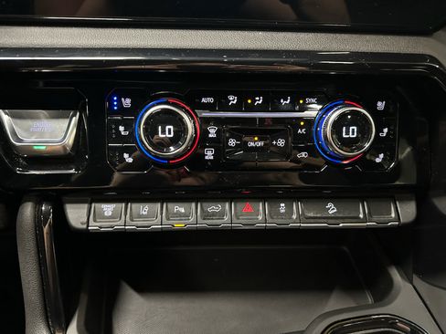 Certified 2026 GMC Sierra 2500 AT4 AWD/4WD image 37
