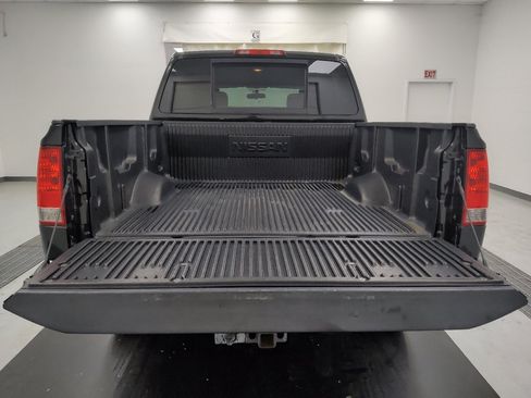 Used 2015 Nissan Titan SV w/ SV Value Truck Package AWD/4WD image 29