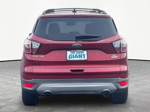 Used 2018 Ford Escape SE w/ SE Sync 3 Package image 6