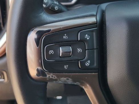 Used 2022 Chevrolet Silverado 1500 High Country w/ Technology Package image 31
