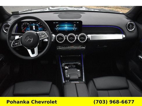 Used 2023 Mercedes-Benz GLB 250 250 4MATIC image 34