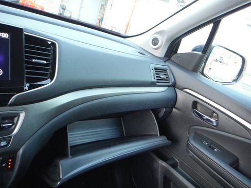 Used 2023 Honda Ridgeline RTL image 32