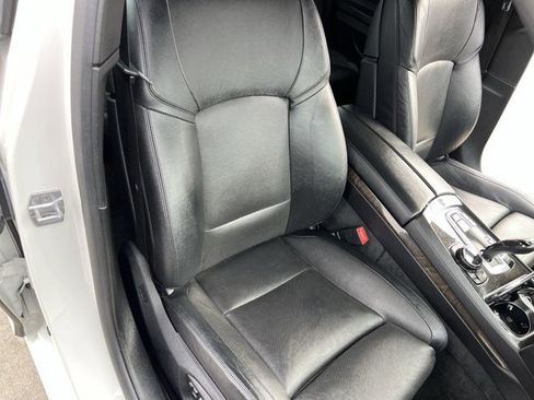 Used 2015 BMW 750i xDrive image 28