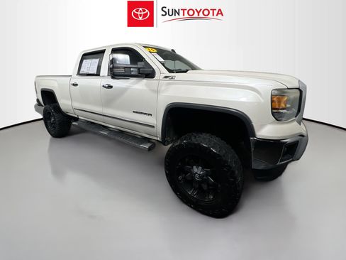 Used 2015 GMC Sierra 1500 SLT w/ SLT Crew Cab Value Package image 1