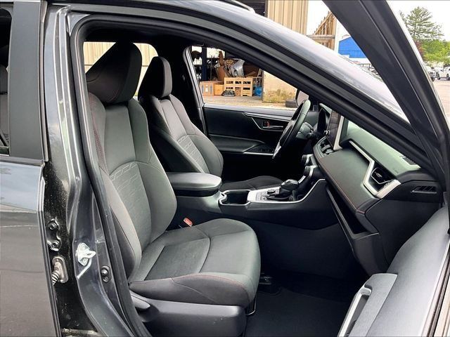 Used 2023 Toyota RAV4 SE AWD/4WD image 14