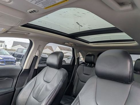 Certified 2017 Ford Edge Titanium w/ Equipment Group 301A image 5