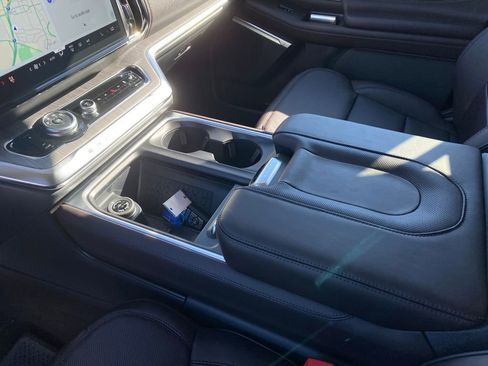 New 2025 Ford Expedition Platinum w/ Platinum Ultimate Package image 24