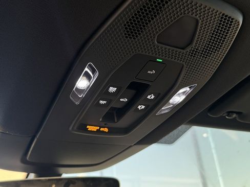 Used 2024 Porsche Macan 4 Electric image 33