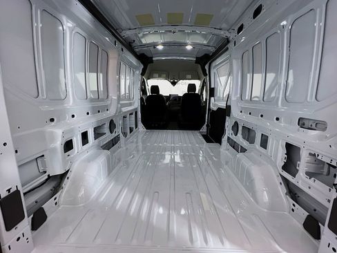 New 2026 Ford Transit 250 148 Medium Roof image 13