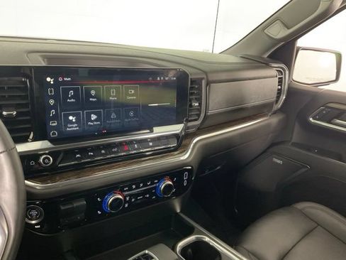 Used 2024 GMC Sierra 1500 Elevation w/ Elevation Premium Package AWD/4WD image 16