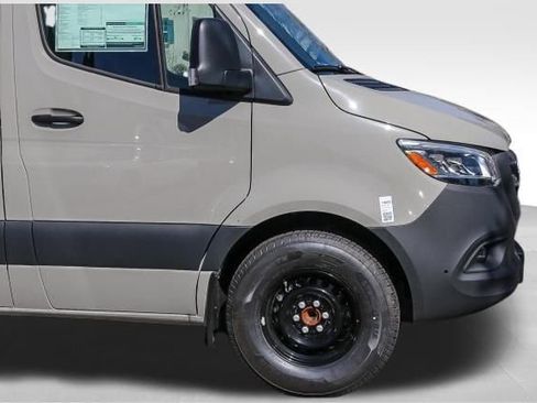 New 2025 Mercedes-Benz Sprinter 2500 image 11