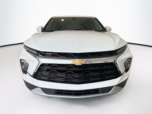 Certified 2024 Chevrolet Blazer LT w/ Driver Confidence Package FWD image 2