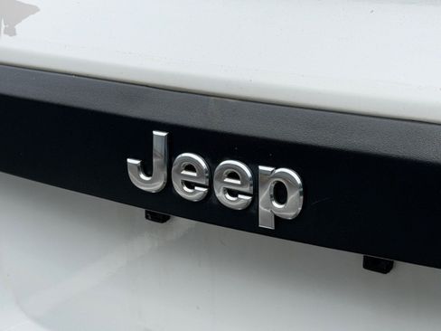 Used 2016 Jeep Patriot Sport AWD/4WD image 13