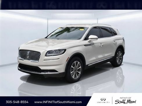 Used 2022 Lincoln Nautilus FWD w/ Premium Package image 1