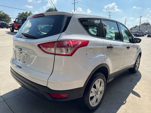 Used 2016 Ford Escape S FWD image 5