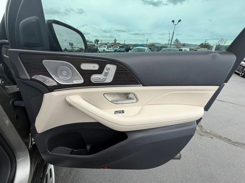 Used 2020 Mercedes-Benz GLS 450 4MATIC image 14