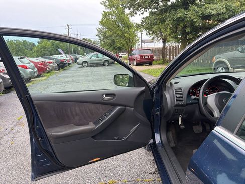 Used 2009 Nissan Altima 2.5 S FWD image 17