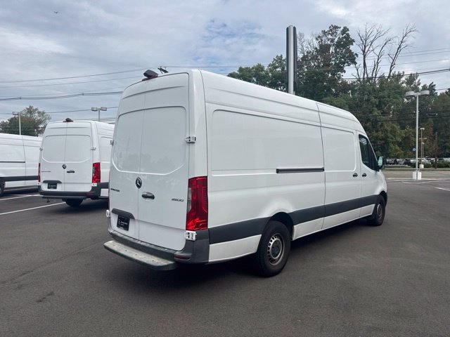 Used 2023 Mercedes-Benz Sprinter 2500 image 4