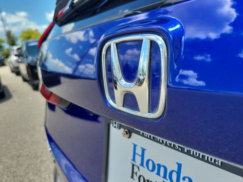 Used 2023 Honda CR-V Sport Touring image 8