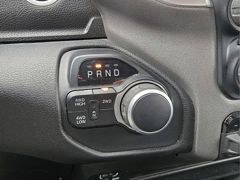 Used 2024 RAM 2500 Big Horn image 28