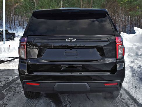 Used 2024 Chevrolet Tahoe Z71 w/ Luxury Package image 7