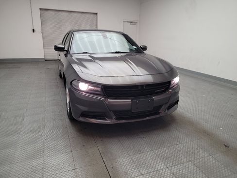 Used 2020 Dodge Charger SXT RWD image 14