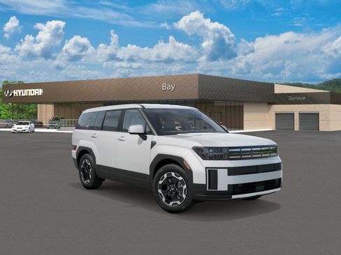 New 2026 Hyundai Santa Fe SE image 2