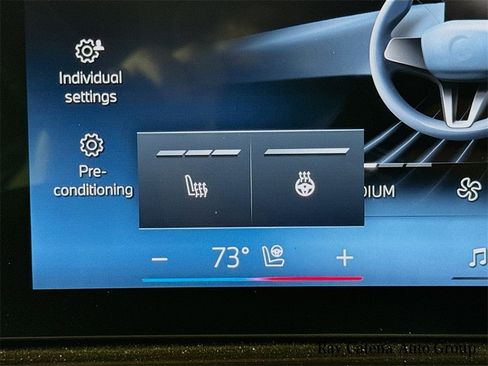 Used 2024 BMW X7 xDrive40i image 21