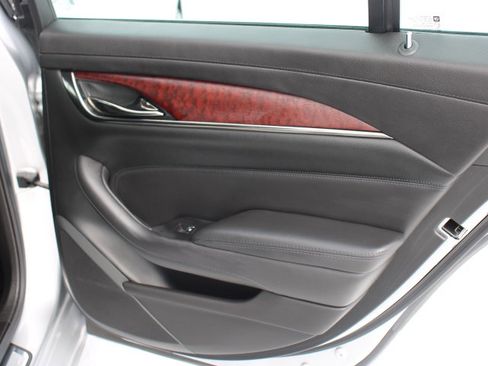 Used 2018 Cadillac CTS Luxury image 16