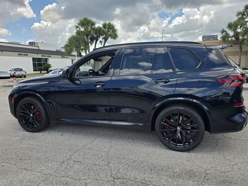 New 2026 BMW X5 xDrive40i w/ M Sport Package AWD/4WD image 7