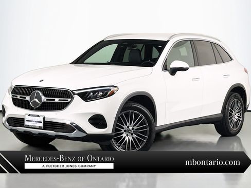 Used 2026 Mercedes-Benz GLC 300 image 1