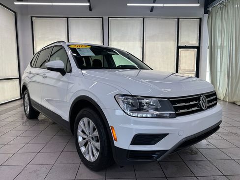 Used 2019 Volkswagen Tiguan S w/ Driver Assistance Package FWD image 2