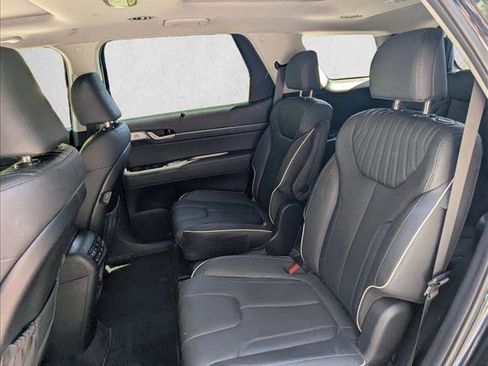 Used 2024 Hyundai Palisade Limited AWD/4WD image 17