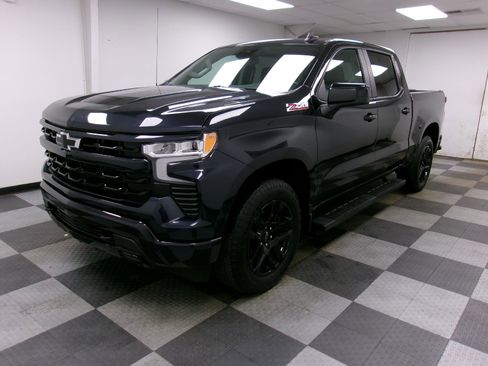 Certified 2022 Chevrolet Silverado 1500 RST image 1