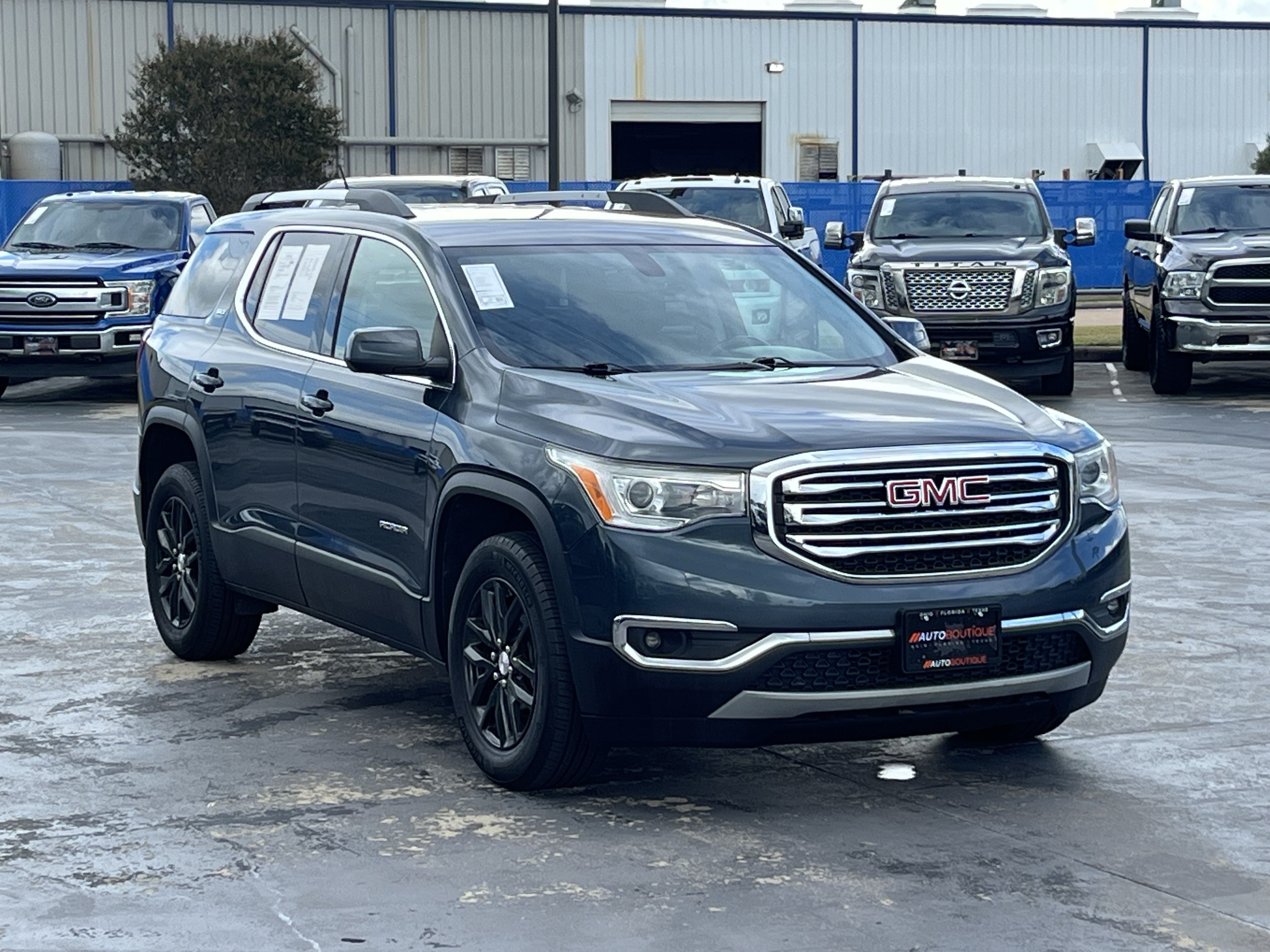 Used 2019 GMC Acadia SLT AWD/4WD image 5