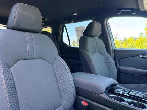 Used 2025 Honda Pilot Sport image 26