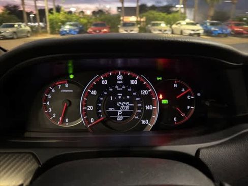 Used 2017 Honda Accord Sport image 15