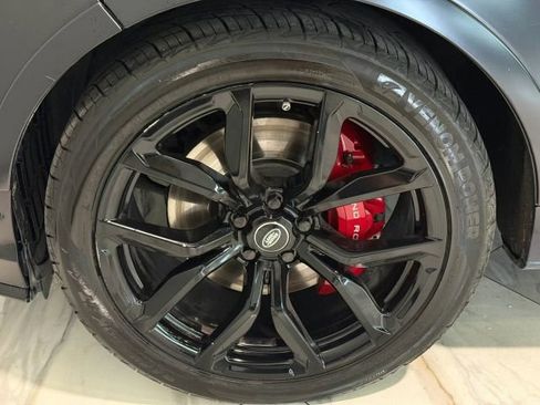 Used 2020 Land Rover Range Rover Sport SVR AWD/4WD image 32