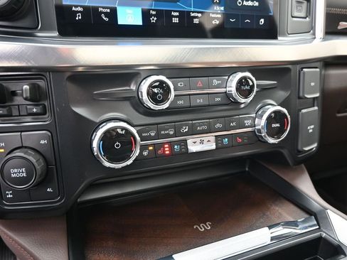 Used 2025 Ford F350 King Ranch w/ Chrome Package image 26