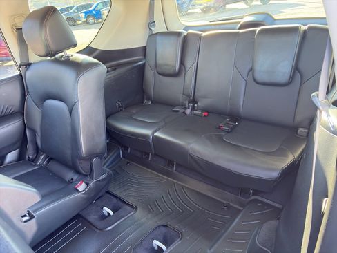 Used 2020 Nissan Armada Platinum w/ Interior Lighting Package image 15