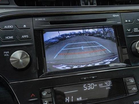 Used 2017 Toyota Avalon Touring image 18