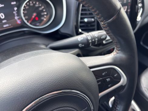 Used 2019 Jeep Compass Limited image 7