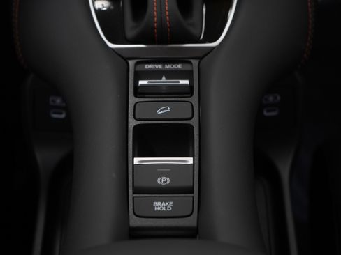 Used 2025 Honda HR-V Sport image 19