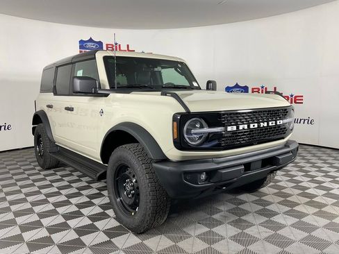 New 2026 Ford Bronco Outer Banks AWD/4WD image 1