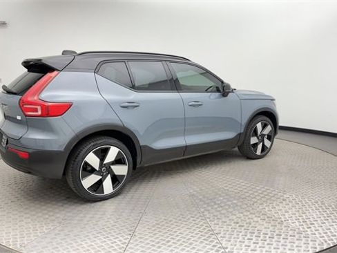 Certified 2023 Volvo XC40 Recharge Ultimate w/ Protection Package Premier image 2