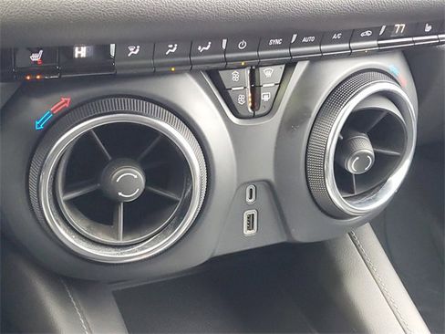 Used 2022 Chevrolet Blazer LT image 29