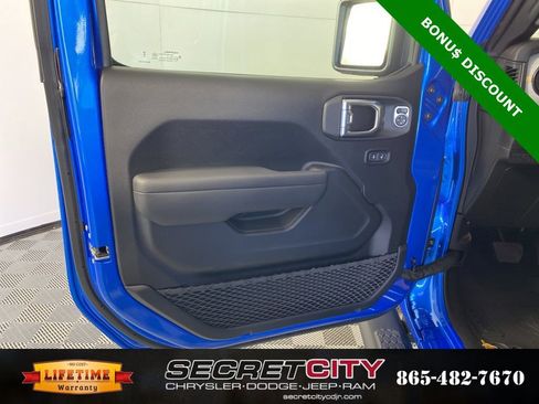 New 2026 Jeep Wrangler Unlimited Sport image 12