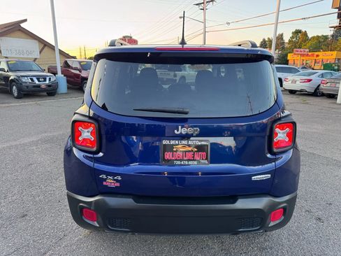 Used 2017 Jeep Renegade Latitude w/ Cold Weather Group image 7