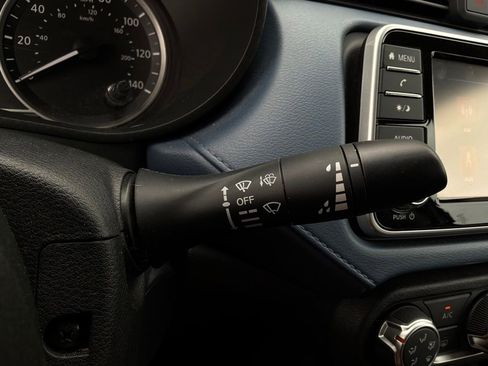 Used 2025 Nissan Versa SV w/ Trunk Package FWD image 30
